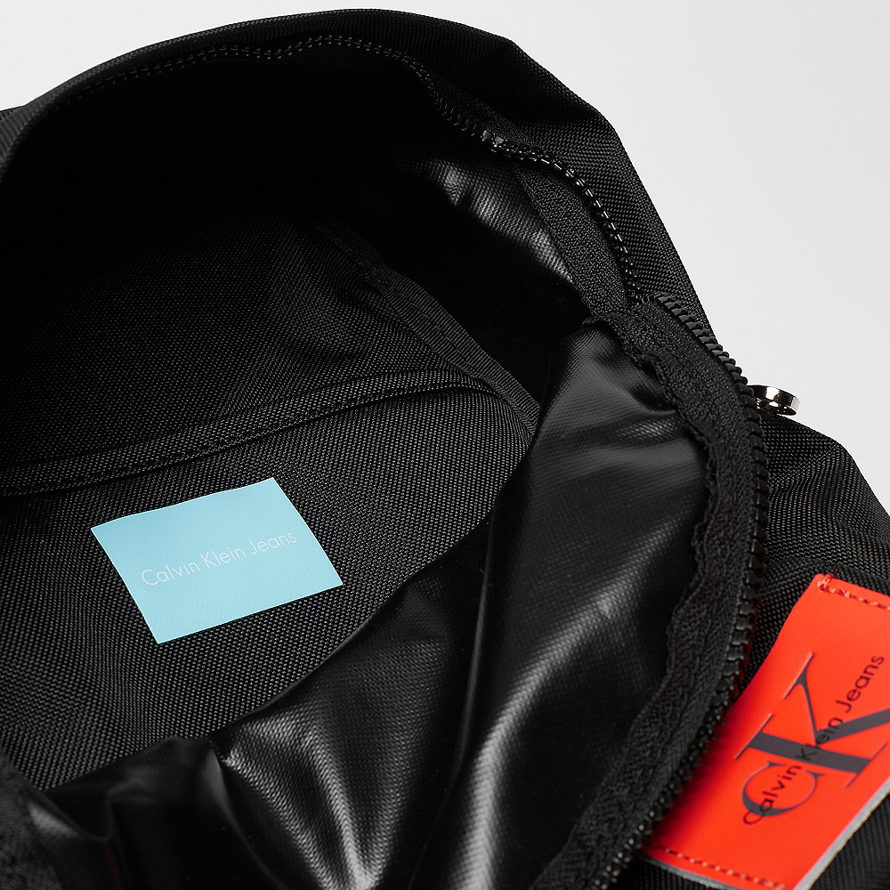 Calvin Klein Sport Essential CP Backpack 45 black