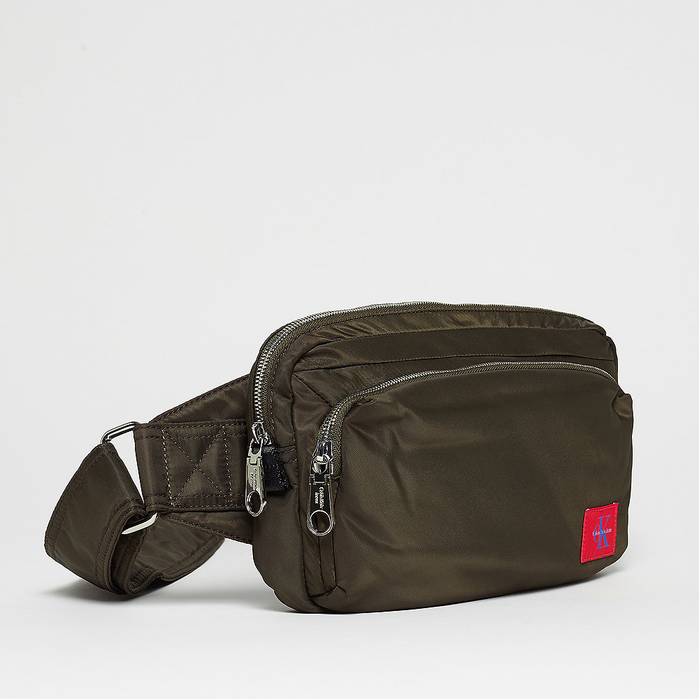 Calvin Klein CK Pilot Twill Sling cargo