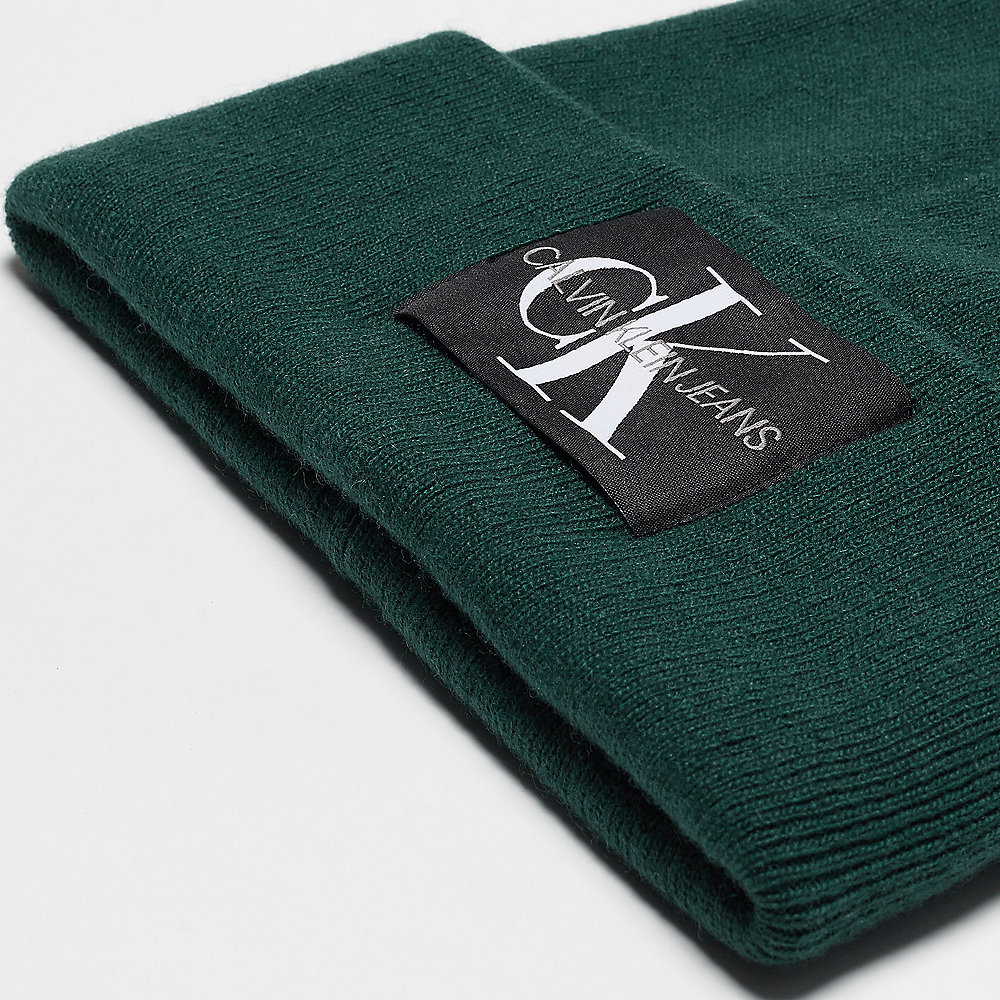 Calvin Klein Basic Knitted Beanie june bug