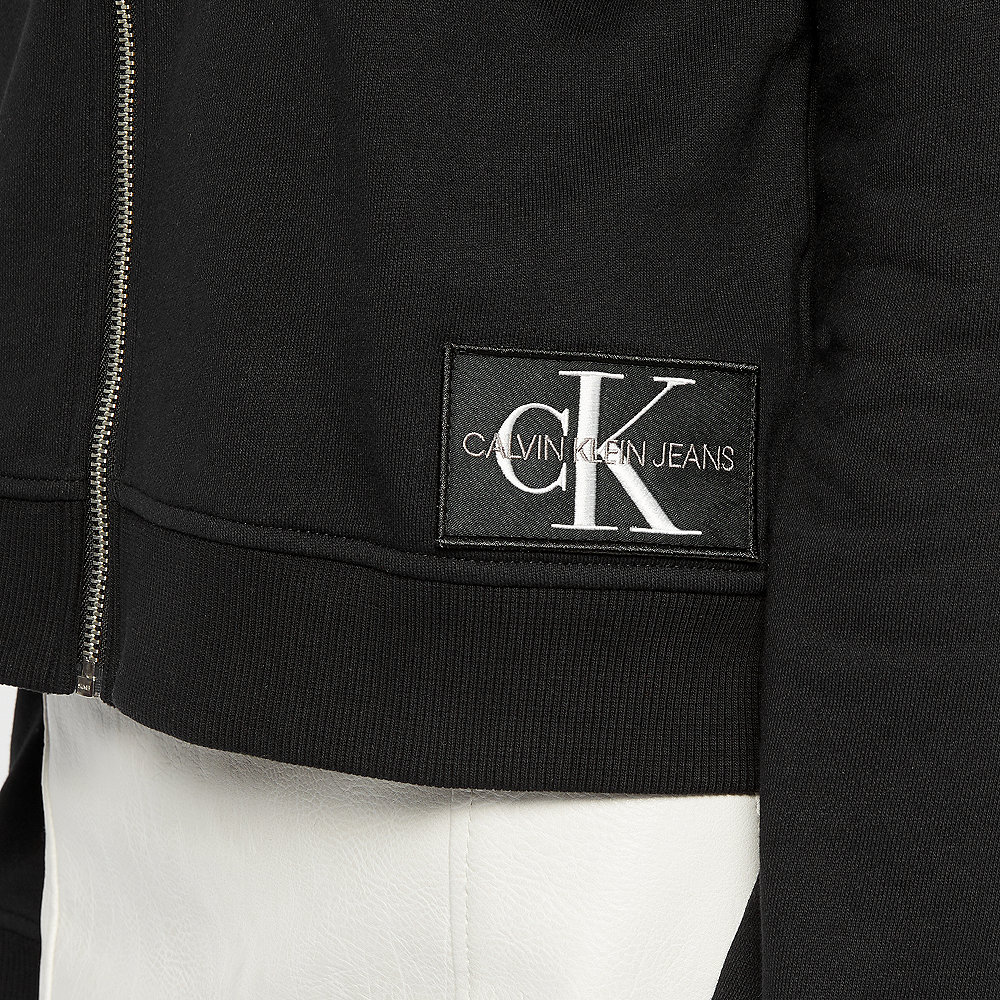 Calvin Klein Monogram Badge black