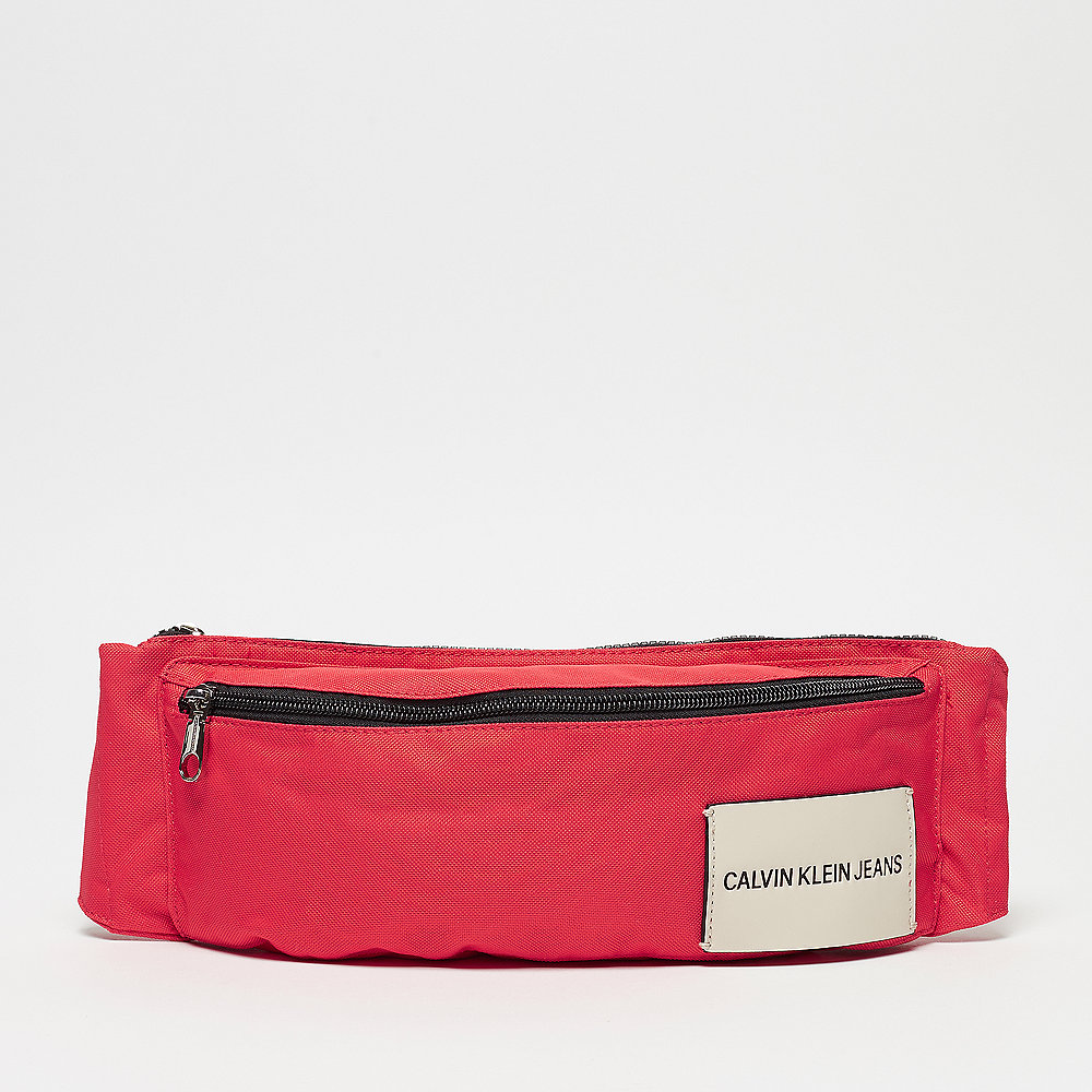 Calvin Klein Sport Essential Street Pack scarlet