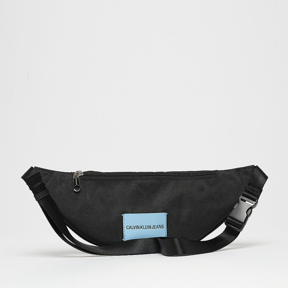Calvin Klein Street Pack billboard print