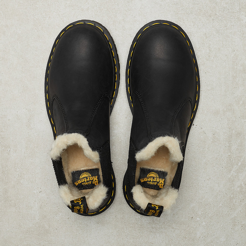 Dr. Martens Leonore Burnished Wyoming black