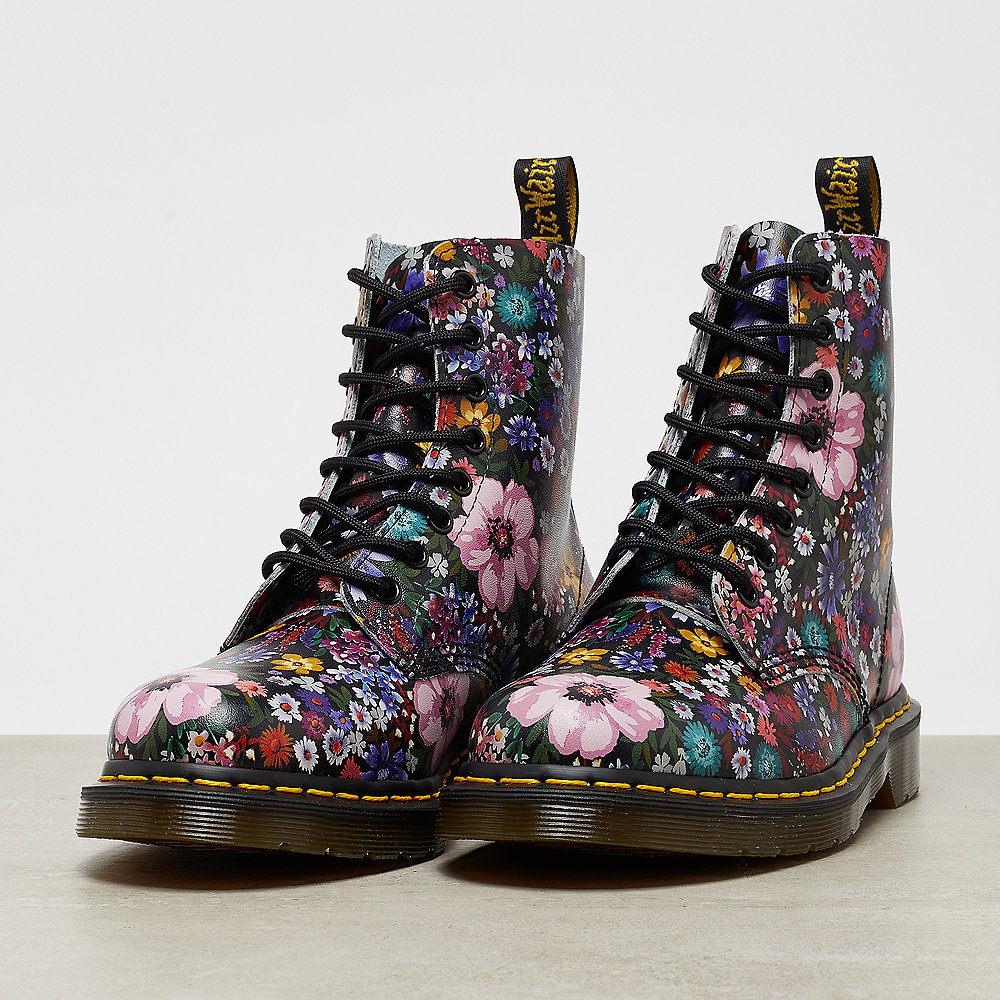 Dr. Martens Pascal Wanderlust black/mallow pink