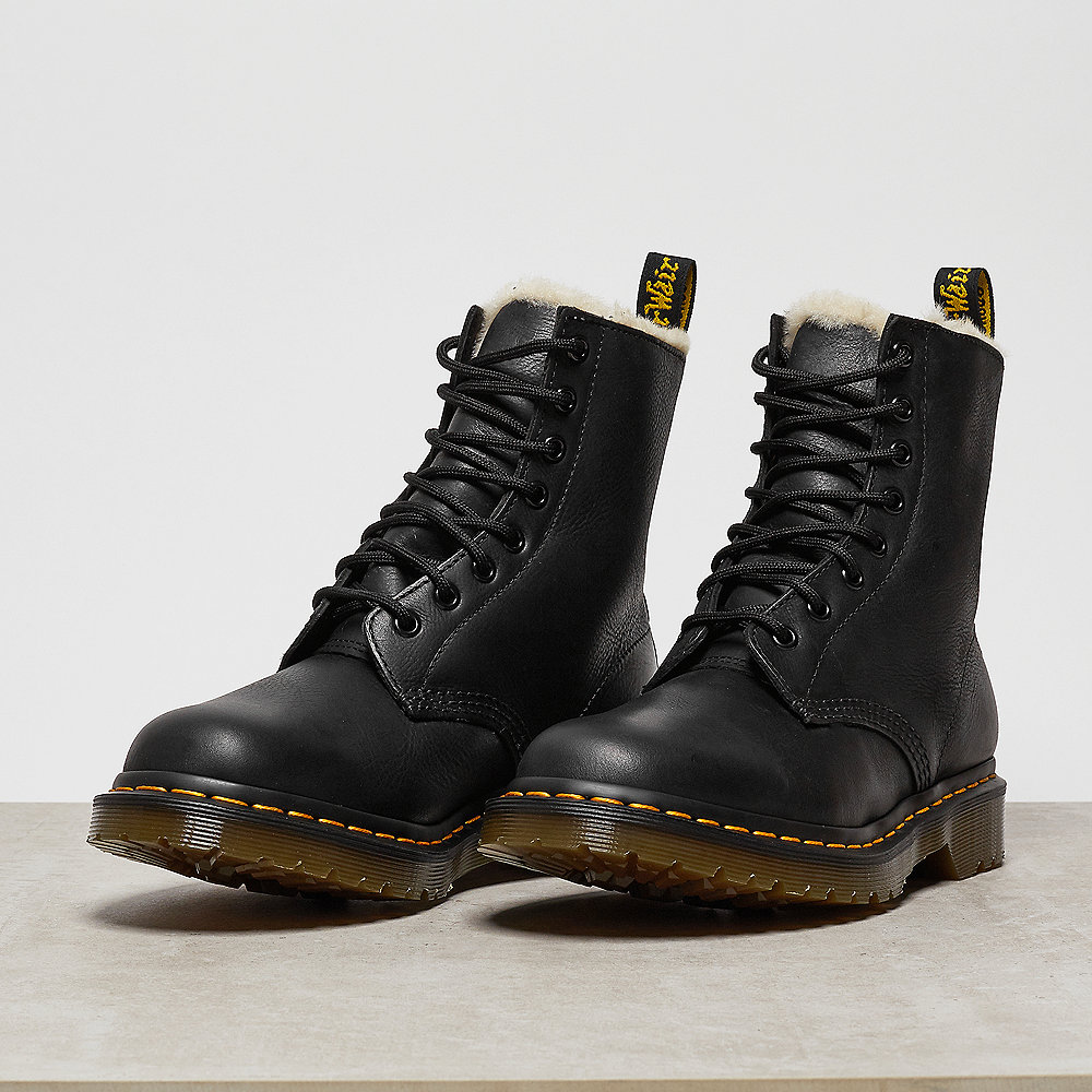 Dr. Martens Serena Burnished Wyoming black