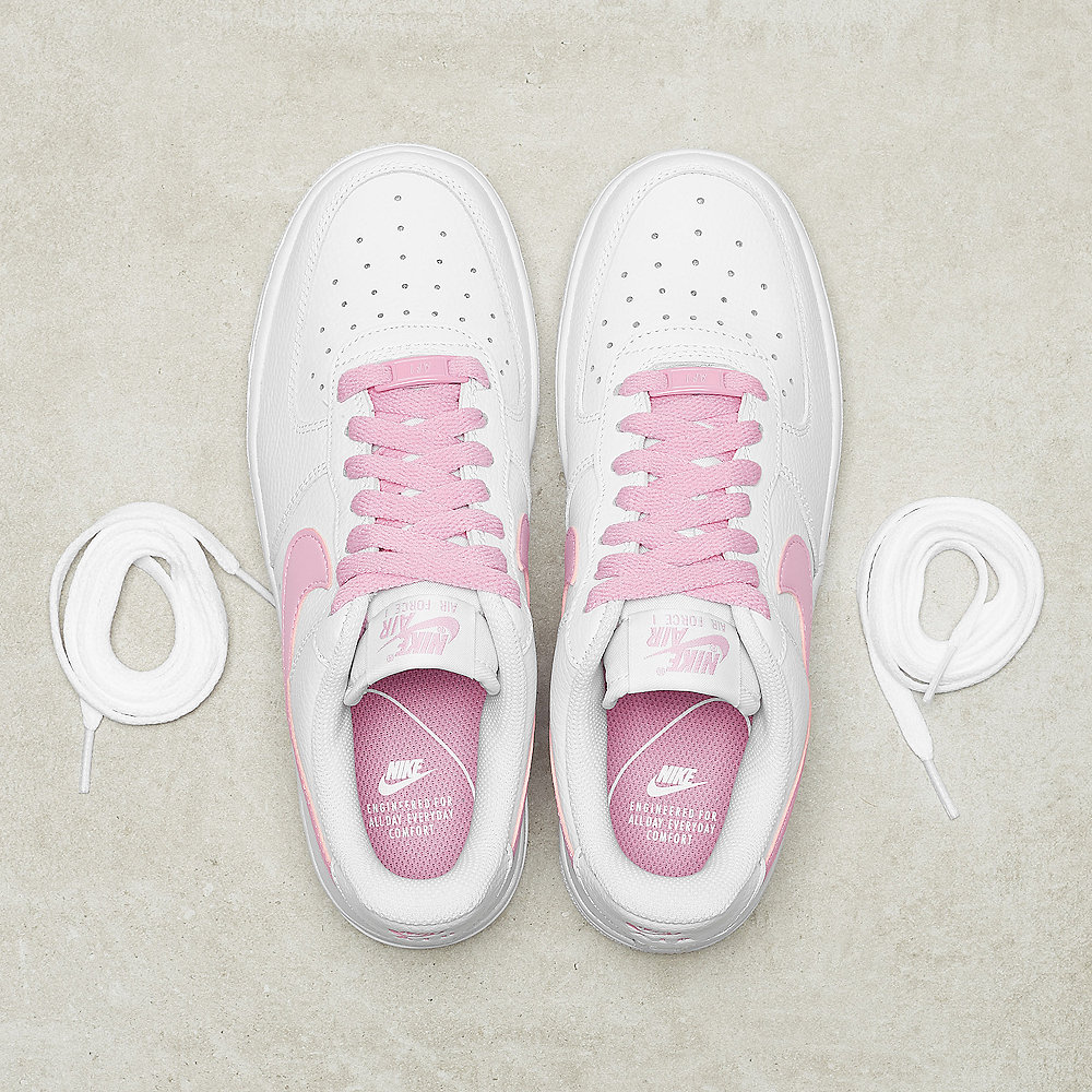 NIKE Air Force 1 '07 white/psychic pink