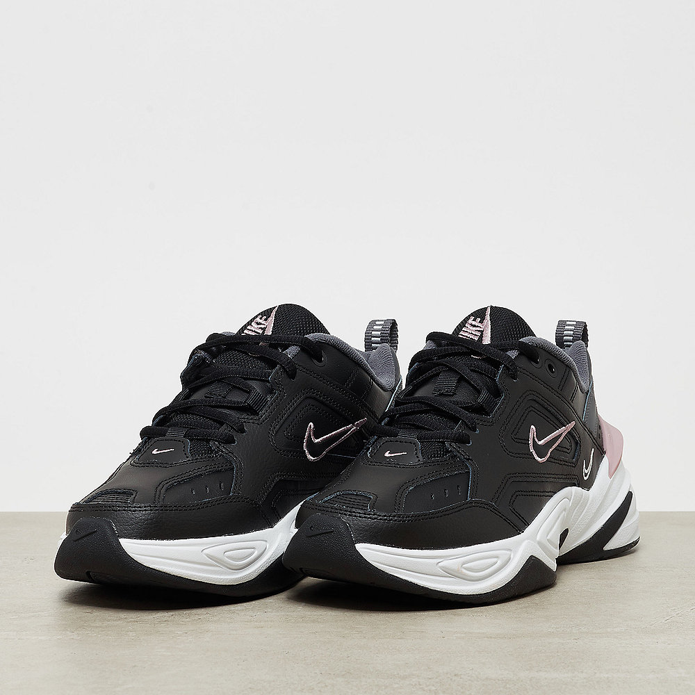 NIKE M2K Tekno black/plum chalk dark grey/summit white