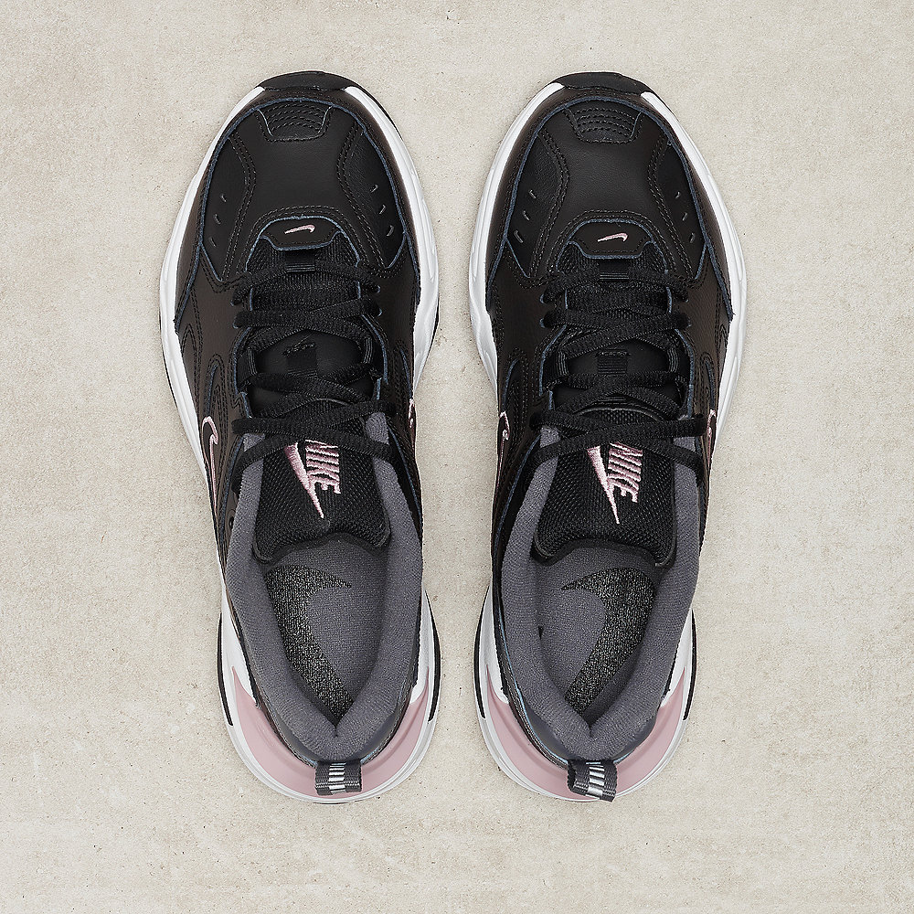 NIKE M2K Tekno black/plum chalk dark grey/summit white