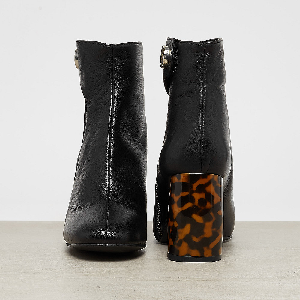 ONYGO Lia black
