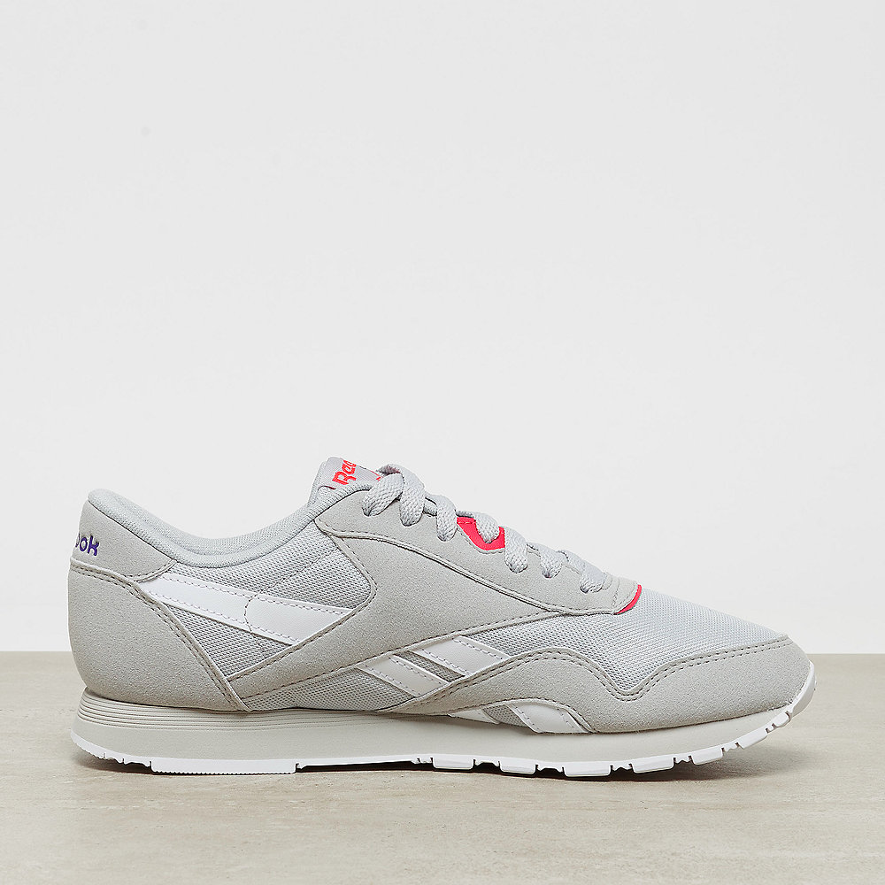 Reebok CL Nylon M TXT retro-skull grey/neon cherry/ultima prple/wht