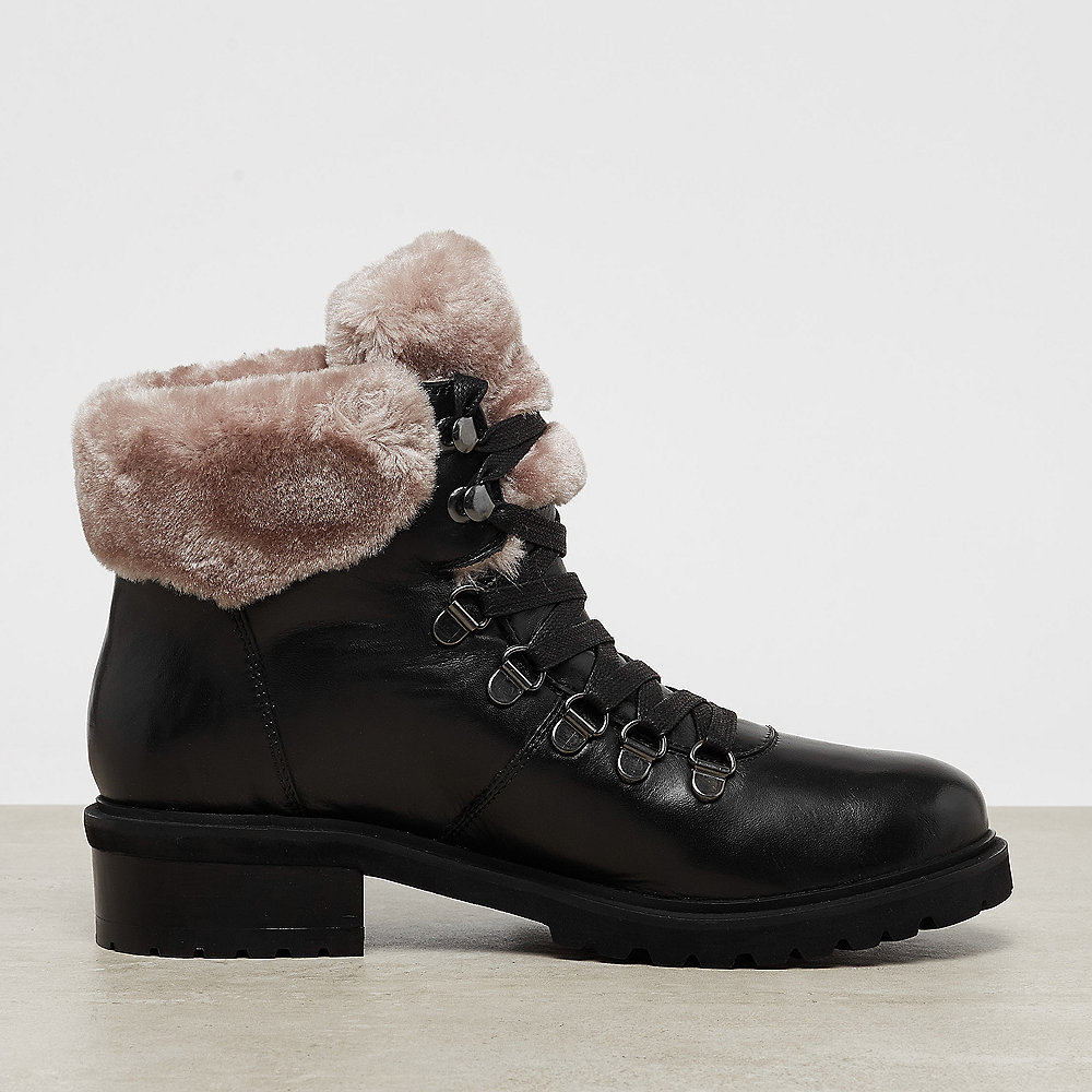 Steve Madden Tree black leather