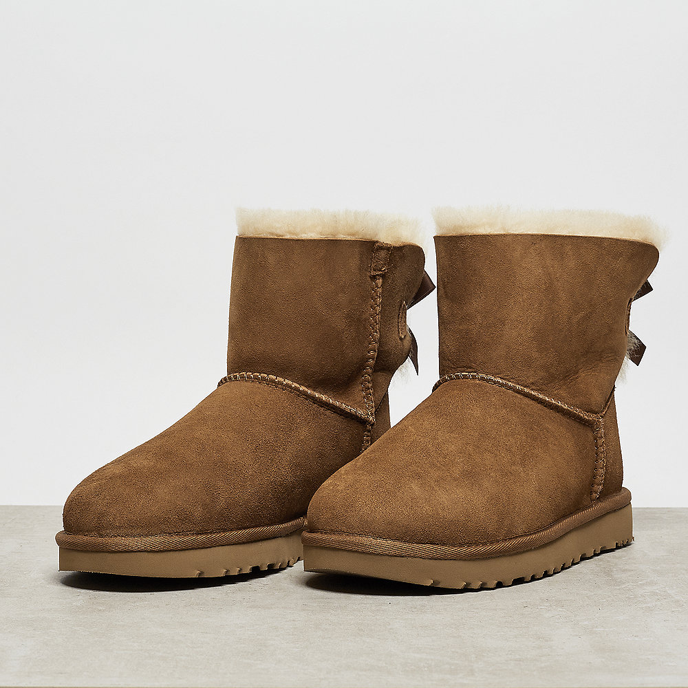 ugg mini bailey bow beige