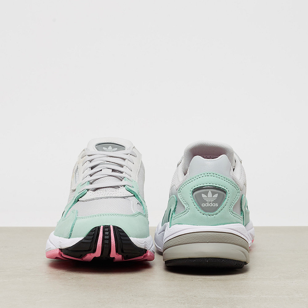 adidas Falcon W grey one/grey one/easy green