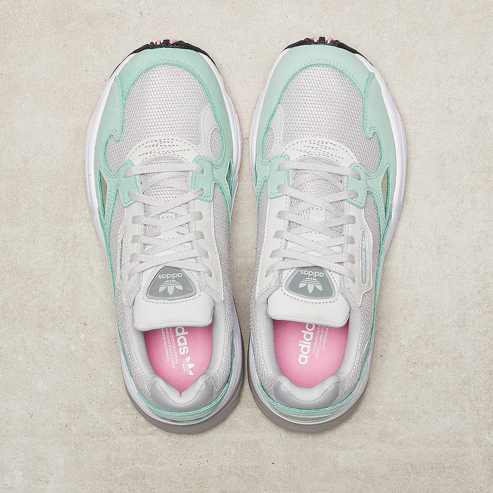 adidas Falcon W grey one/grey one/easy green