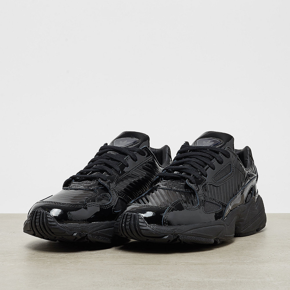 adidas Falcon W core black/core black/collegiate purple