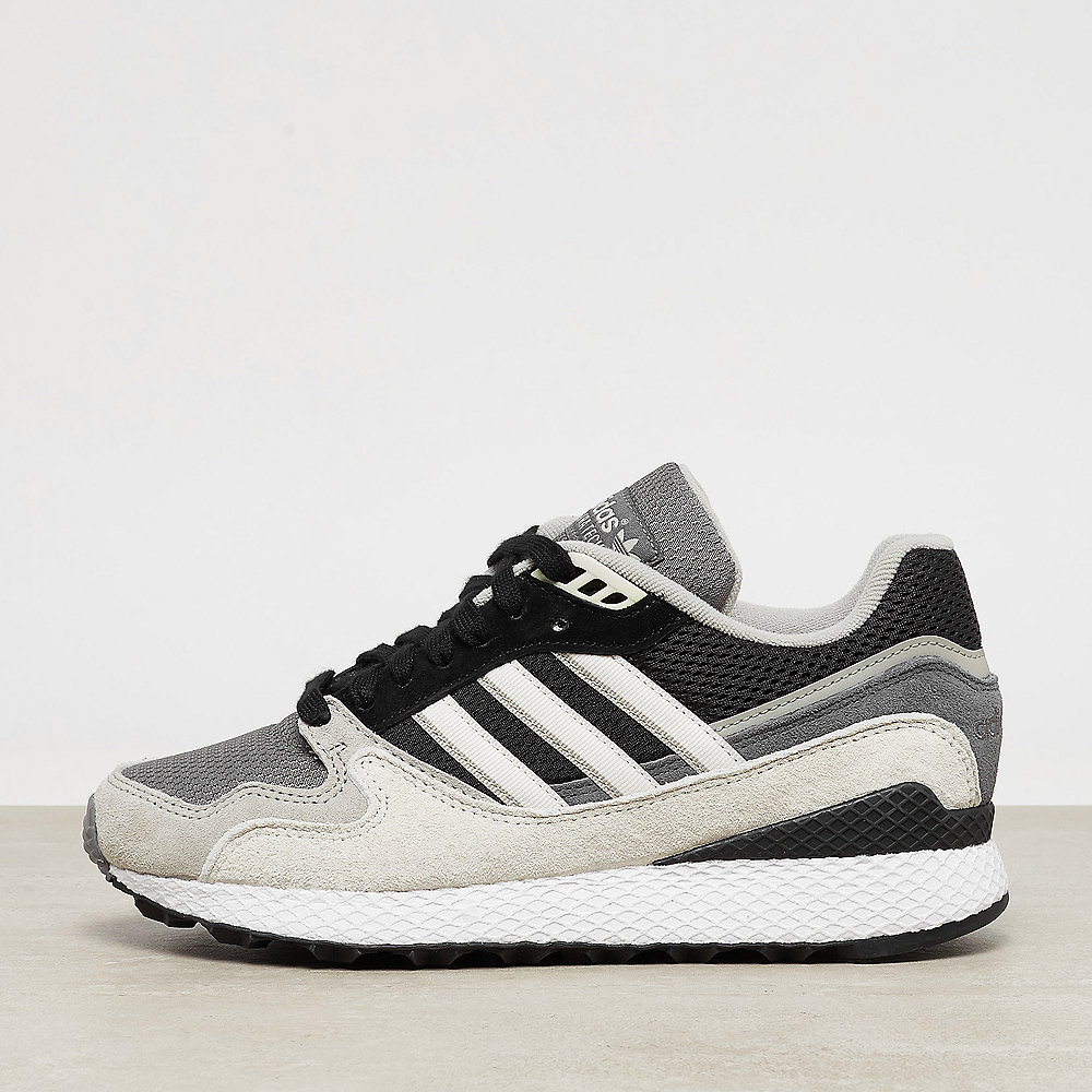 adidas Ultra Tech core black/crystal white/core black