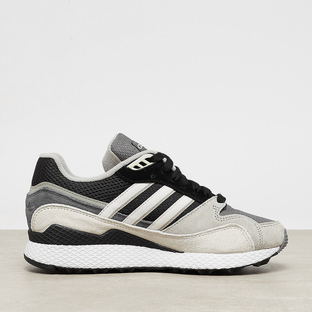 adidas Ultra Tech core black/crystal white/core black