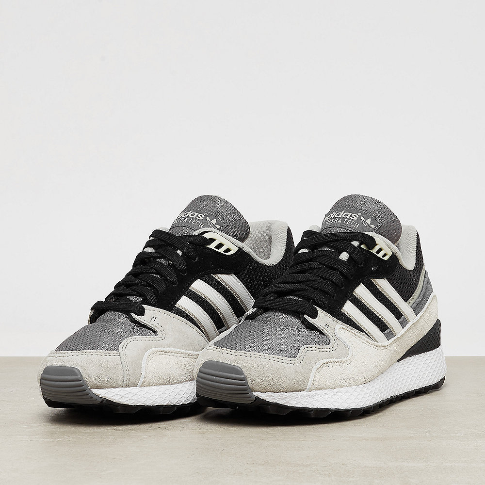 adidas Ultra Tech core black/crystal white/core black