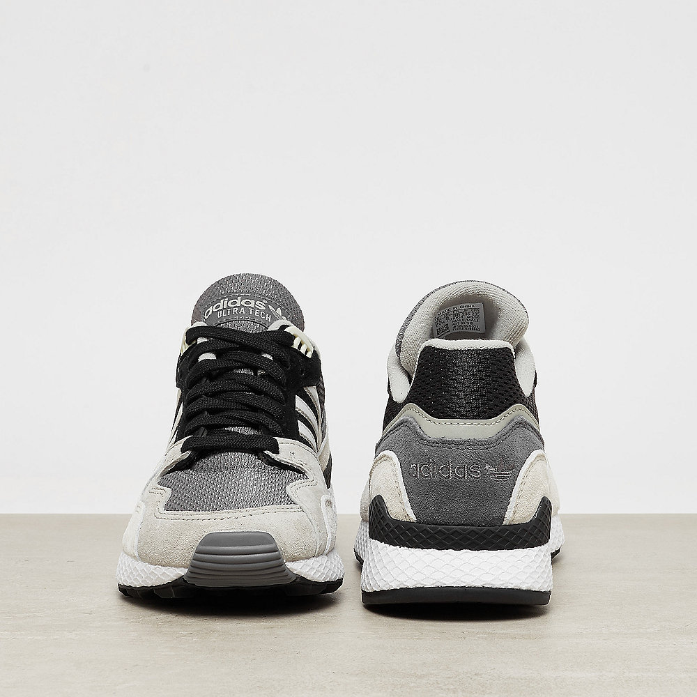 adidas Ultra Tech core black/crystal white/core black