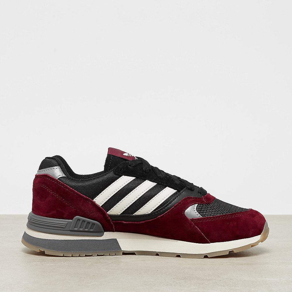 adidas Quesence burgundy/chalk white