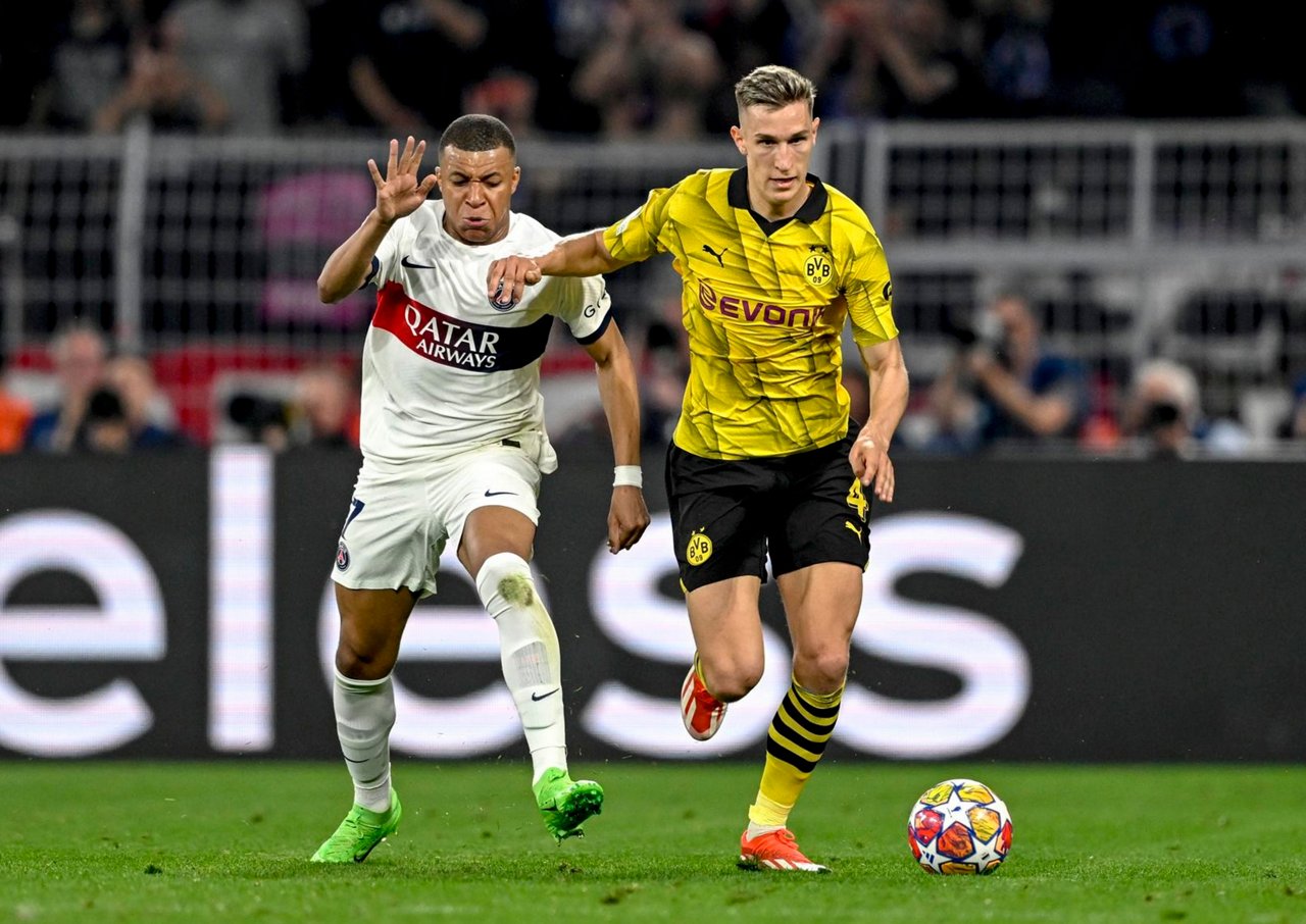 Champions League Saison 23/24, Herren, Saison, UEFA, Halbfinale, Fussball, Soccer, PSG
Mittwoch 01.05.2024, UEFA Champions League Saison 23/24 - Halbfinale Hinspiel in Dortmund, BV Borussia Dortmund - Paris Saint-Germain, .Nico Schlotterbeck (BVB) ..Copyright:.Borussia Dortmund GmbH & Co. KGaA.Rheinlanddamm 207-209.44137 Dortmund..(NO IPTC-stripping allowed).EDITORIAL USE ONLY