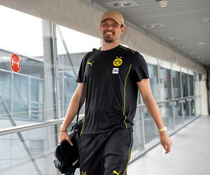 Donnerstag 01.08.2024, 1. Fussball - Bundesliga Saison 24/25 - Trainingslager in Bad Ragaz, Schweiz, BV Borussia Dortmund - Anreise Abflug
Gregor Kobel (BVB)
Copyright:
Borussia Dortmund GmbH & Co. KGaA
Rheinlanddamm 207-209
44137 Dortmund

(NO IPTC-stripping allowed)
EDITORIAL USE ONLY