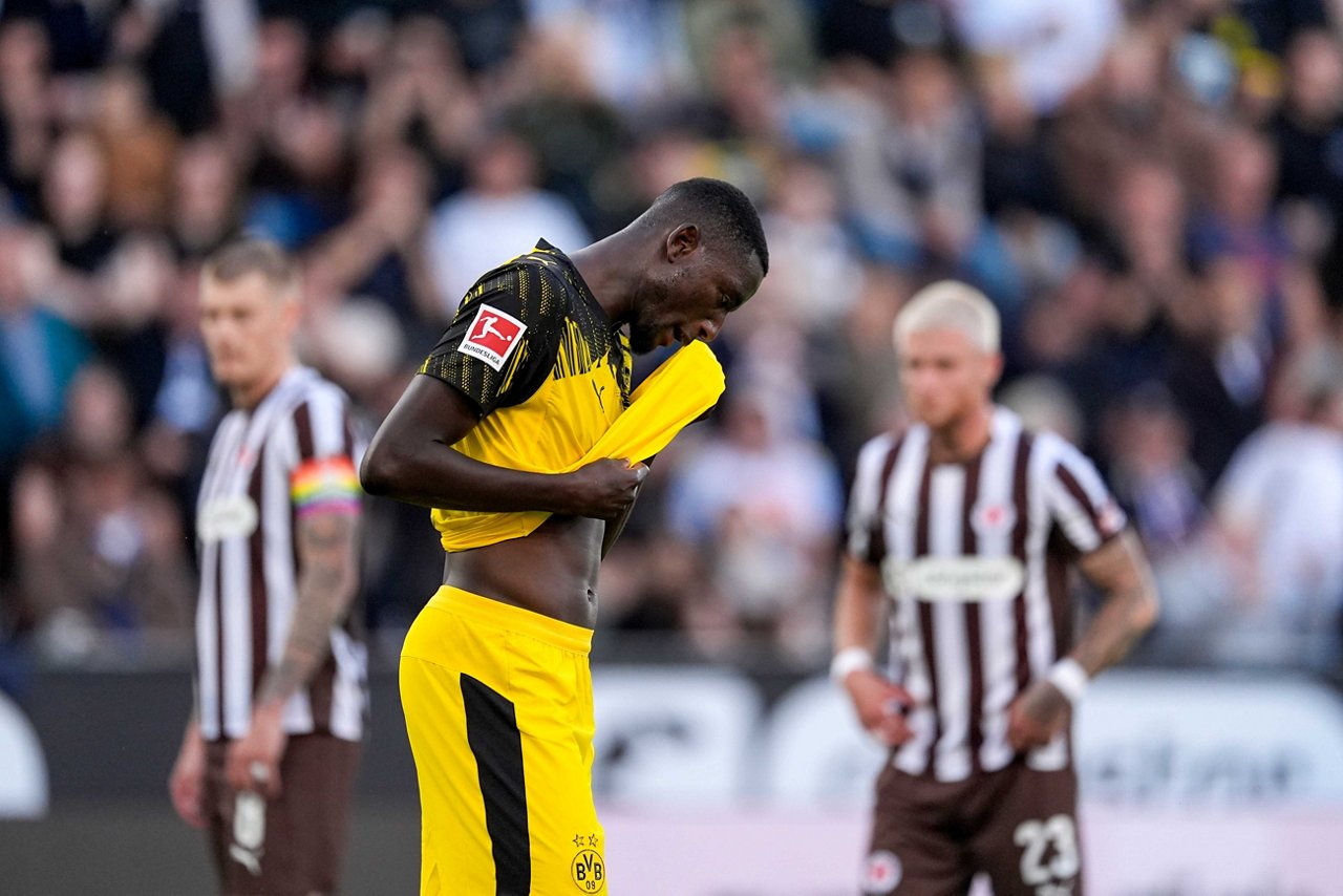 Serhou Guirassy schoss ein Tor, vergab aber auch einen Elfmeter beim 3:3 des BVB beim FC St. Pauli.