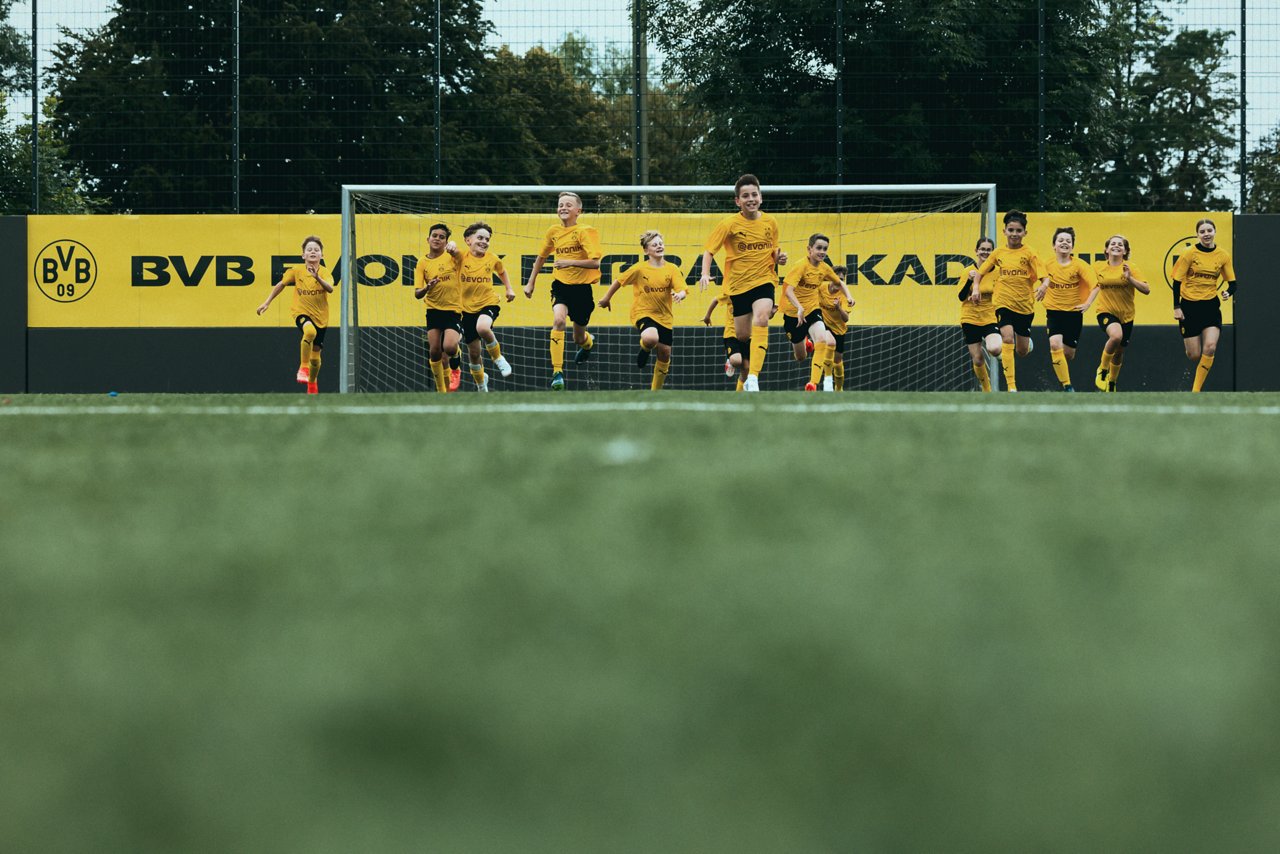 BVB EVONIK Fußballakademie entdecken.