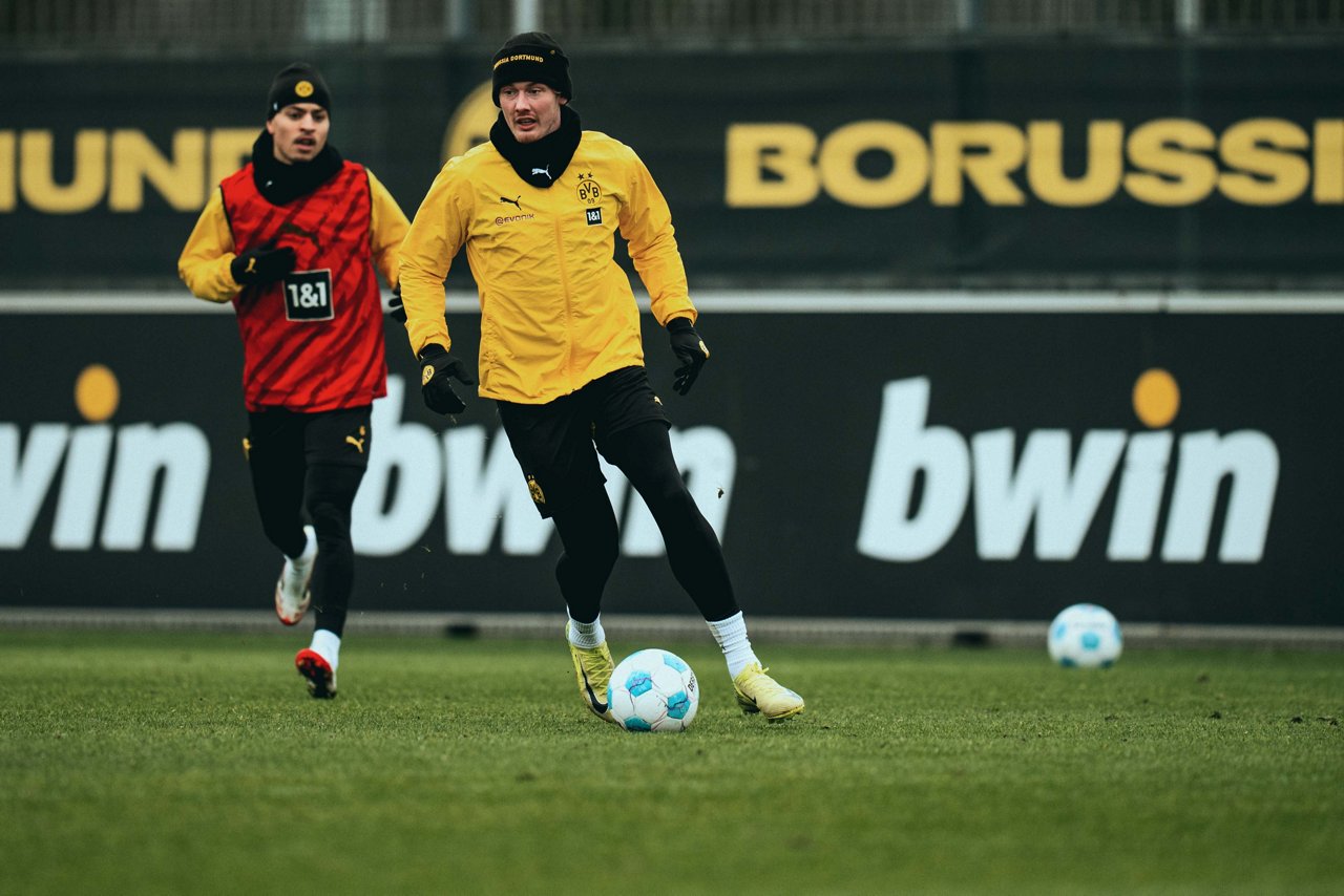 24/25, Bundesliga, Bundesligasaison, Training
Donnerstag 23.01.2025, 1. Fussball - Bundesliga Saison 24/25 - Training in Dortmund, .BV Borussia Dortmund - Training - ..Julian Brandt (BVB)..Copyright:.Borussia Dortmund GmbH & Co. KGaA.Rheinlanddamm 207-209.44137 Dortmund..(NO IPTC-stripping allowed).EDITORIAL USE ONLY