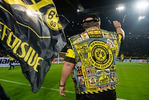 Fanion Borussia Dortmund – Vintage Occasion Pour Fans De Foot