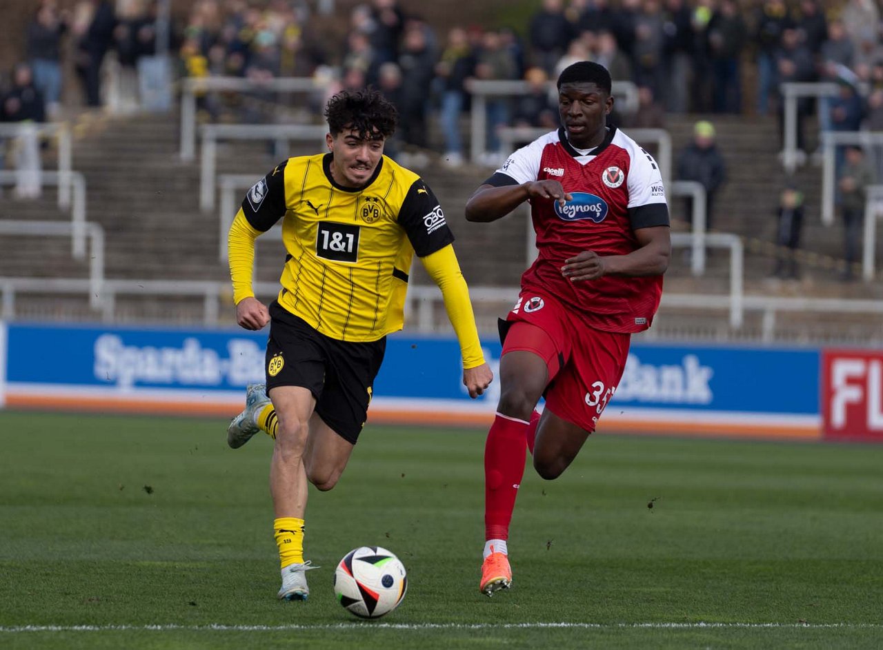 Samstag, 15.03.2025
Saison 24/25
3.Liga
29. Spieltag
Borussia Dortmund U23 - Viktoria Köln


Copyright:
Borussia Dortmund GmbH & Co. KGaA
Rheinlanddamm 207-209
44137 Dortmund