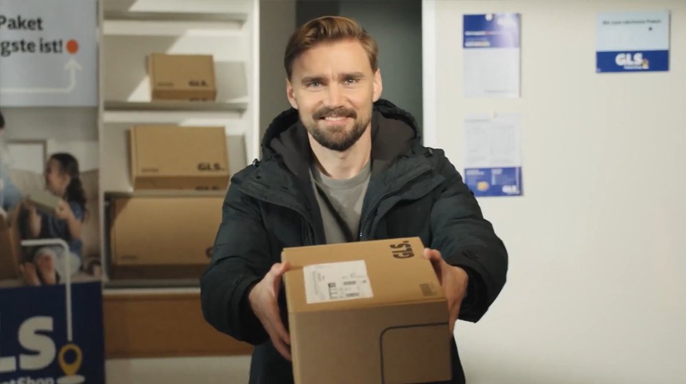 GLS-Weihnachtsspot mit BVB-Legende entdecken.