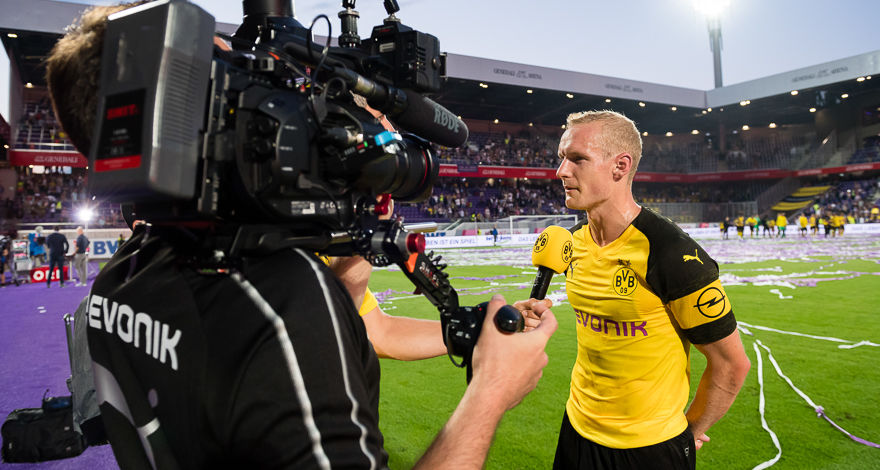 VIENNA, AUSTRIA - JULY 13: Sebastian Rode of Borussia Dortmund during an interview after the final whistle of a friendly match against Austria Wien at the Generali Arena on July 13, 2018 in Vienna, Austria.  (Photo by Alexandre Simoes/Borussia Dortmund/Getty Images)