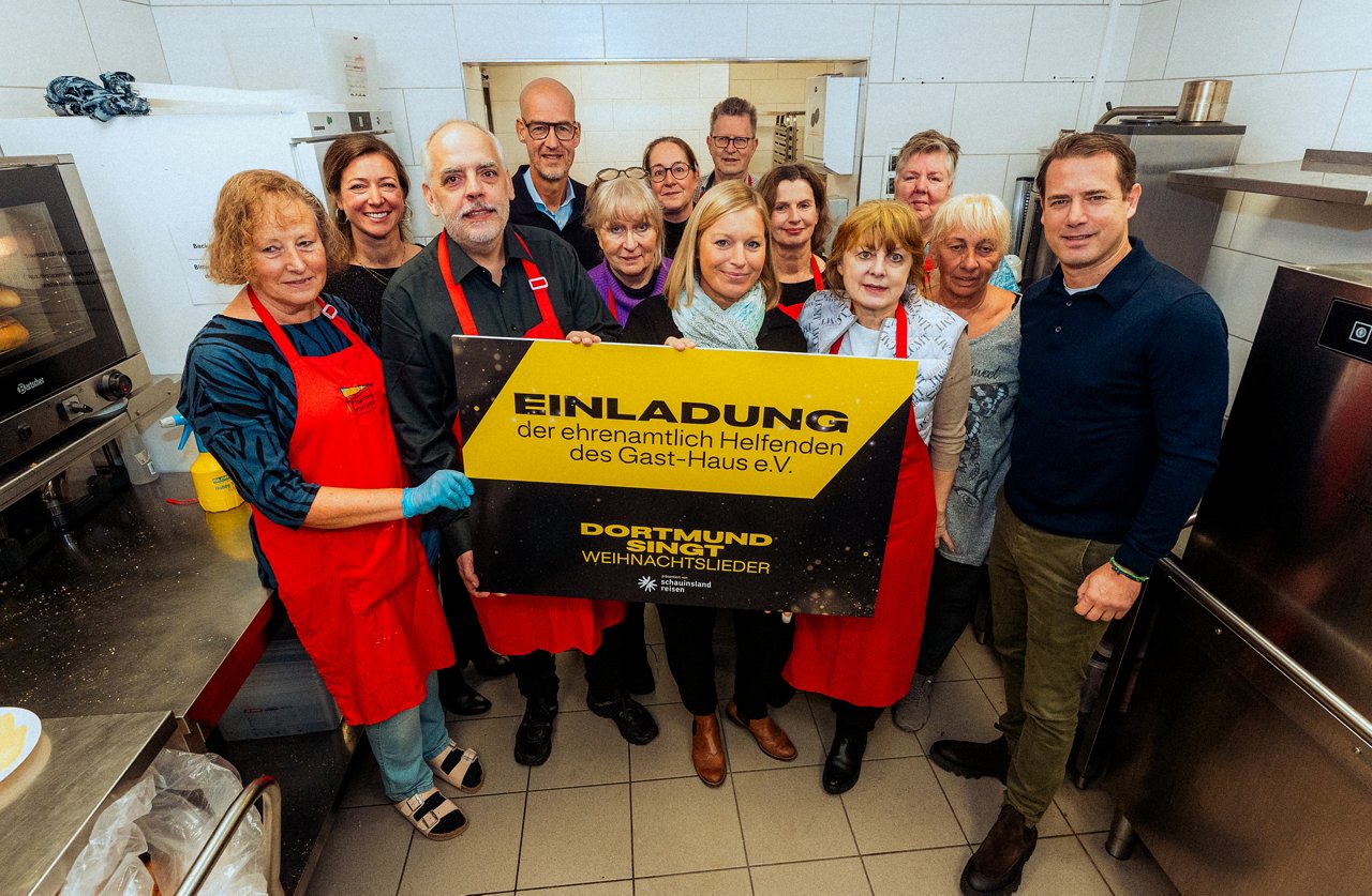 Donnerstag 30.10.2025, 1. Fussball - Bundesliga Saison 25/26 -  in Dortmund, 
BV Borussia Dortmund,  
Gasthaus - Dankeschön ans Ehrenamt - feiwillige Mitarbeiter werden vom BVB durch 
Geschaeftsfuehrer Carsten Cramer (BVB), und Geschaeftsfuehrer Sport Lars Ricken (BVB) gewürdigt. 

Copyright:
Borussia Dortmund GmbH & Co. KGaA
Rheinlanddamm 207-209
44137 Dortmund


 (NO IPTC-stripping allowed) EDITORIAL USE ONLY