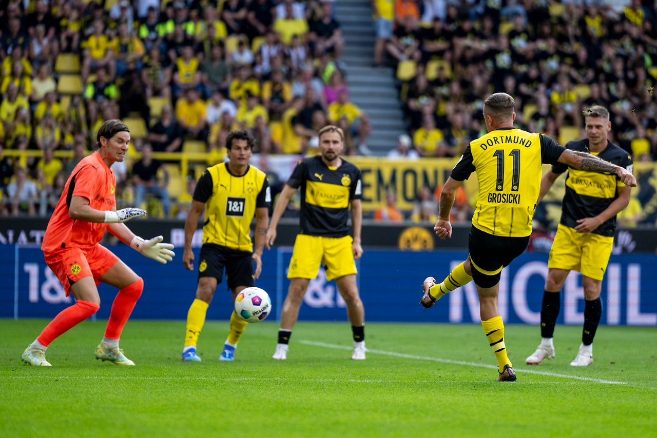 24/25, Bundesliga, Bundesligasaison, Abschiedszczspiel, Abschiedsspiel, Legenden, Legende
Samstag 07.09.2024, 1. Fussball - Bundesliga Saison 24/25 - Abschiedszczspiel in Dortmund, .BV Borussia Dortmund -  .Kamil Grosicki..Copyright:.Borussia Dortmund GmbH & Co. KGaA.Rheinlanddamm 207-209.44137 Dortmund..(NO IPTC-stripping allowed).EDITORIAL USE ONLY