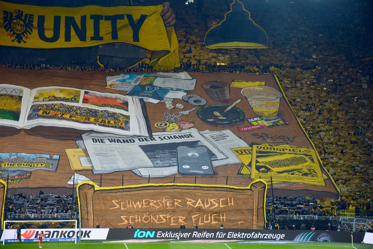 Choreo auf der Südtribüne