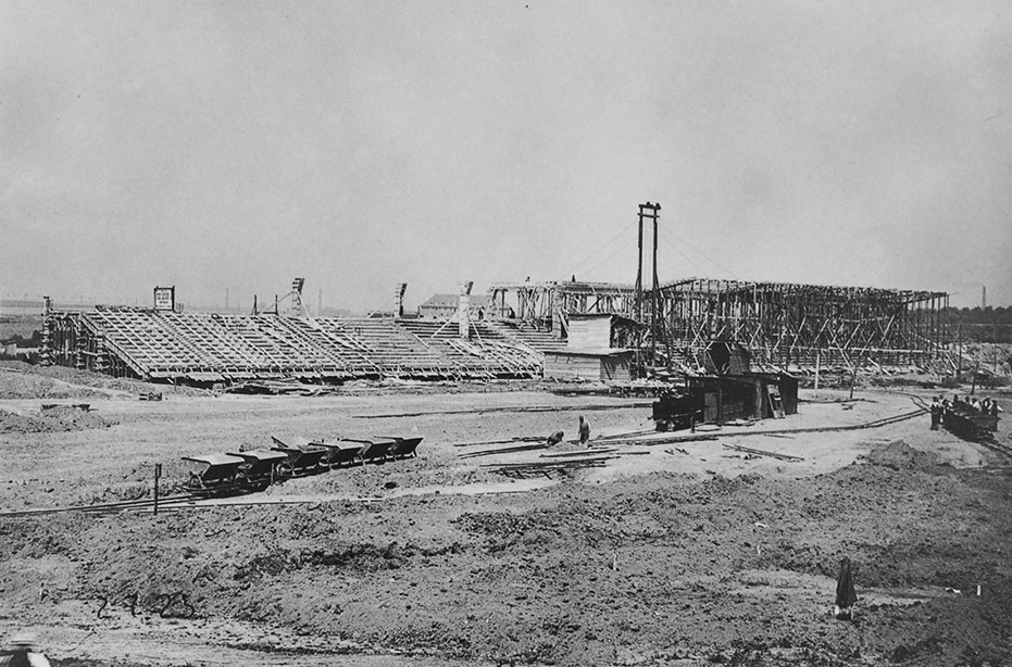 Baustelle des Stadions Rote Erde, 1925.
