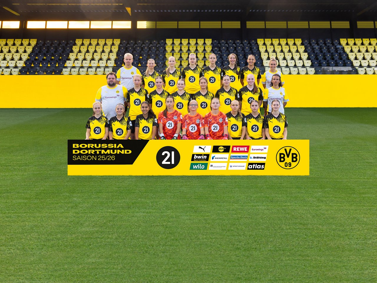 Discover the women U17.