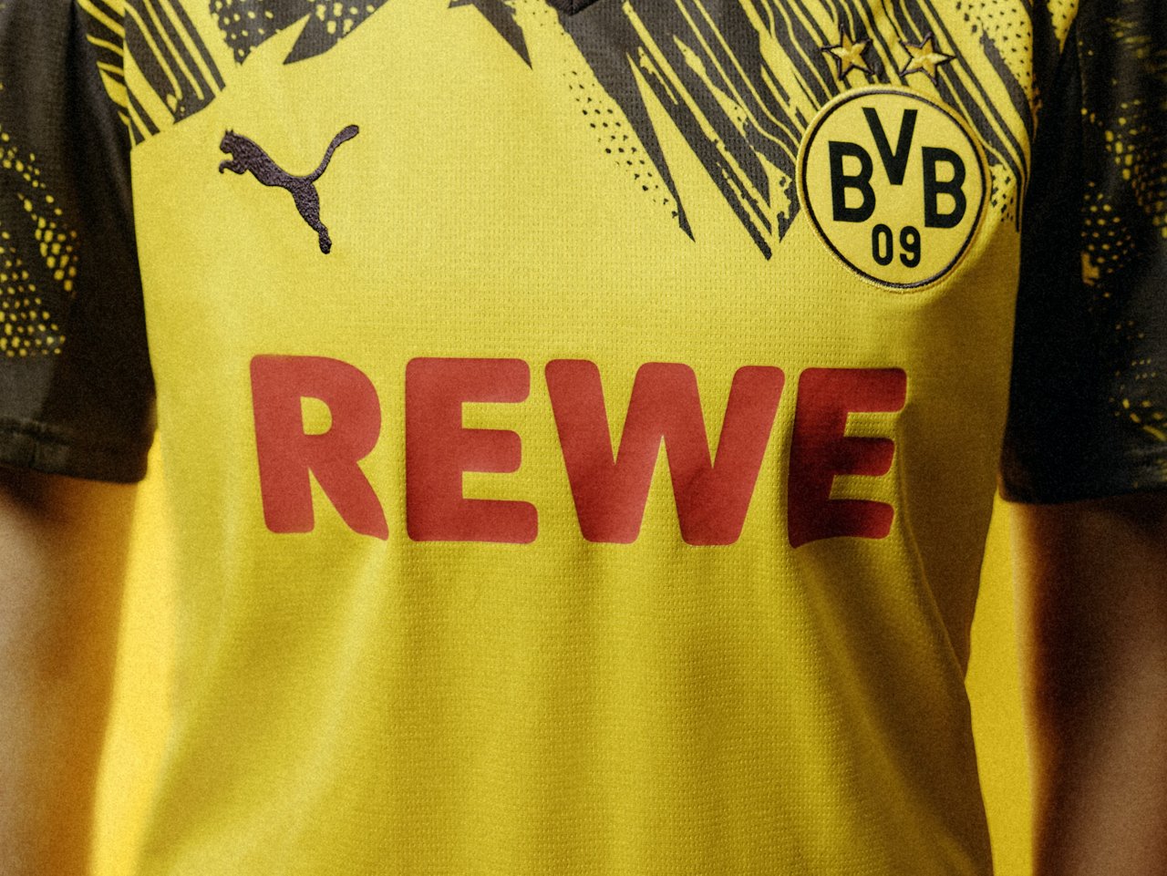 Discover the BVB womens partners.