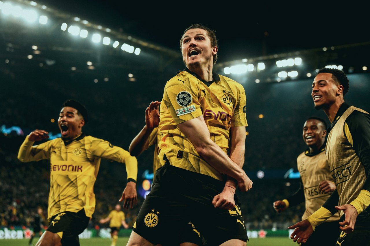 Champions League Saison 23/24, Herren, Saison, UEFA, Viertelfinale, Fussball, Soccer
Dienstag 16.04.2024, UEFA Champions League Saison 23/24 - Viertelfinale Rueckspiel in Dortmund, .BV Borussia Dortmund - Atletico de Madrid, .Marcel Sabitzer (BVB) bejubelt das Tor zum 4:2. Felix Nmecha (BVB), Ian Maatsen (BVB) ..Copyright:.Borussia Dortmund GmbH & Co. KGaA.Rheinlanddamm 207-209.44137 Dortmund..(NO IPTC-stripping allowed).EDITORIAL USE ONLY