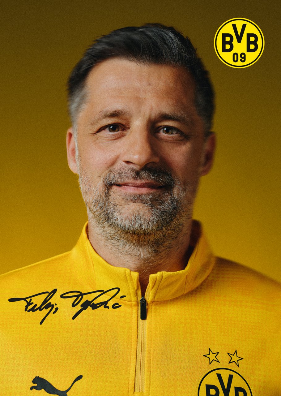 Vorderseite der Autogrammkarte von Filip Tapalovic.