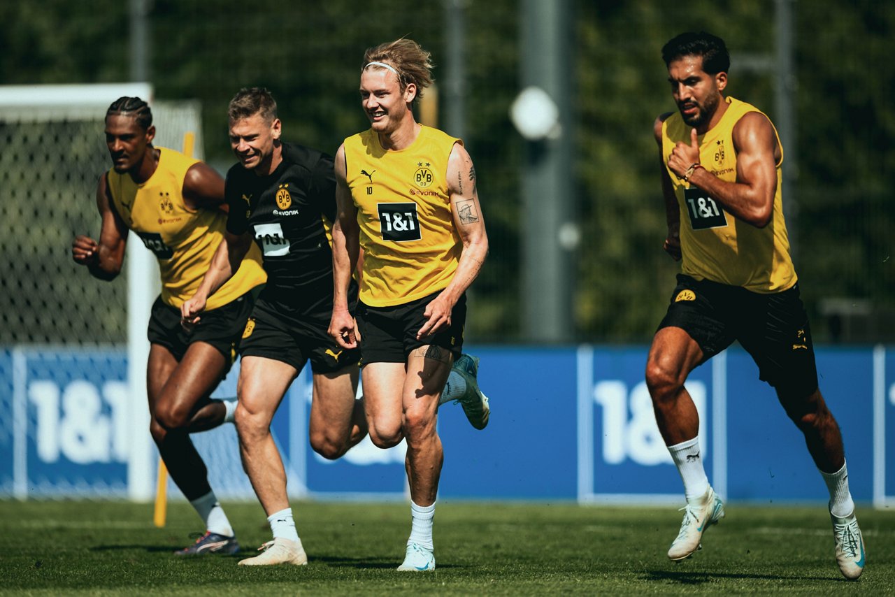 24/25, Bundesliga, Bundesligasaison, Training
Dienstag 27.08.2024, 1. Fussball - Bundesliga Saison 24/25 - Training in Dortmund, .BV Borussia Dortmund - Training - .Julian Brandt (BVB)..Copyright:.Borussia Dortmund GmbH & Co. KGaA.Rheinlanddamm 207-209.44137 Dortmund..(NO IPTC-stripping allowed).EDITORIAL USE ONLY