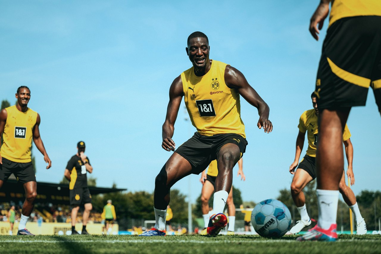 24/25, Bundesliga, Bundesligasaison, Training
Dienstag 27.08.2024, 1. Fussball - Bundesliga Saison 24/25 - Training in Dortmund, .BV Borussia Dortmund - Training - .Serhou Guirassy (BVB)..Copyright:.Borussia Dortmund GmbH & Co. KGaA.Rheinlanddamm 207-209.44137 Dortmund..(NO IPTC-stripping allowed).EDITORIAL USE ONLY