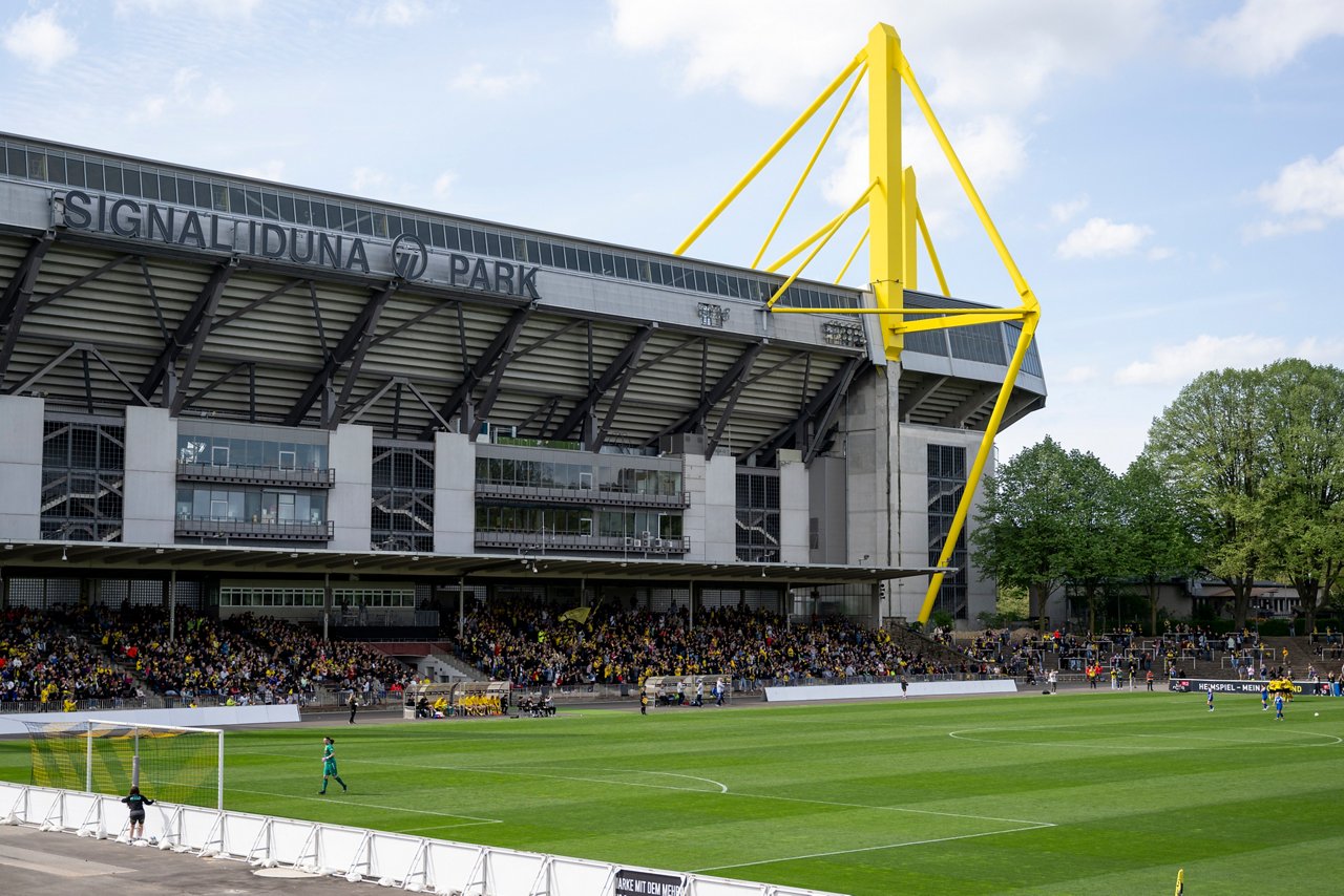 SIGNAL IDUNA PARK from Stadion Rote Erde