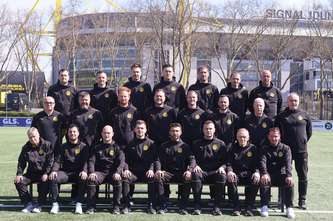 Mannschaftsfoto Alte Herren Borussia Dortmund