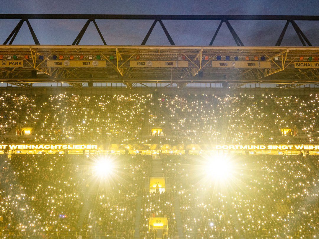 Erfahre mehr über das BVB-Weihnachtssingen.