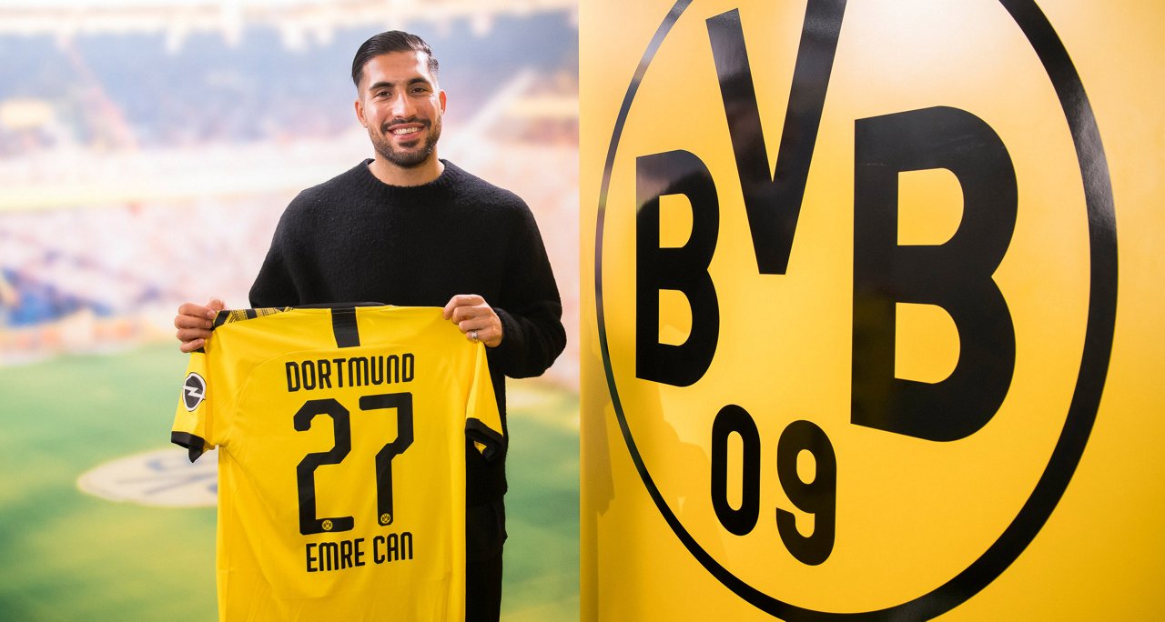 Emre Can nach der Vertragsunterzeichnung.
