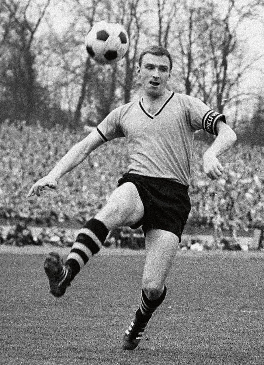 Aki Schmidt (1966), Kapitän von Borussia Dortmund.