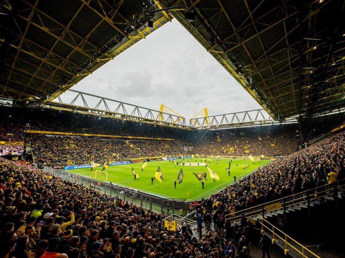 SIGNAL IDUNA PARK entdecken.