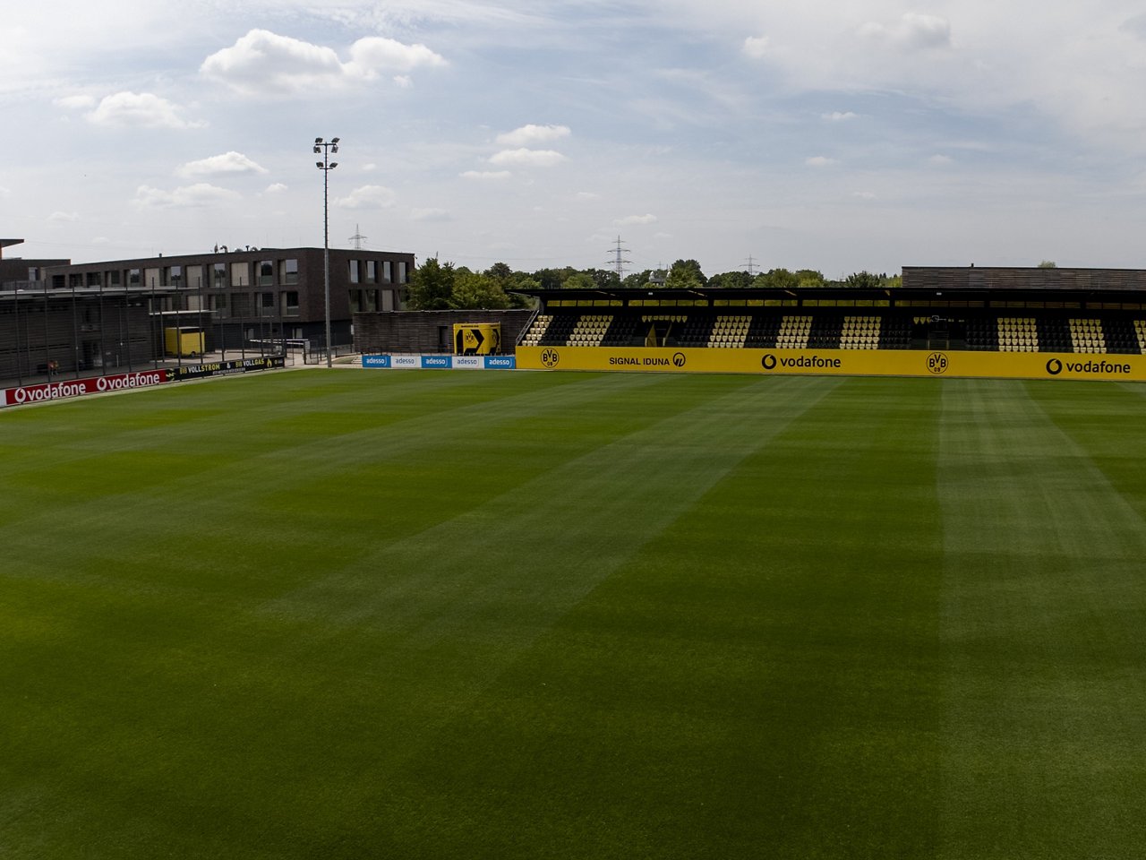 Stadionplan des Stadions auf dem BVB-Trainingsgelände entdecken.